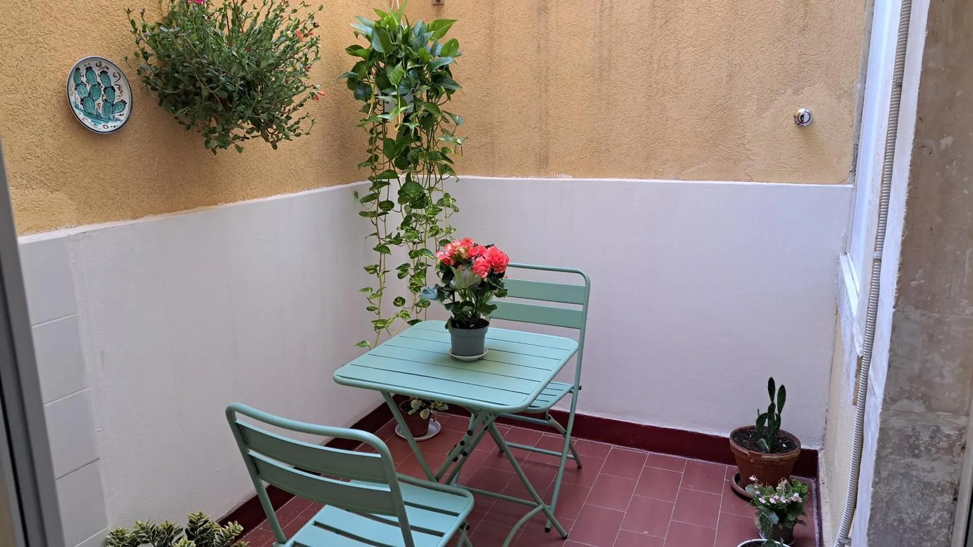 Santa Lucia Apartment Syracuse