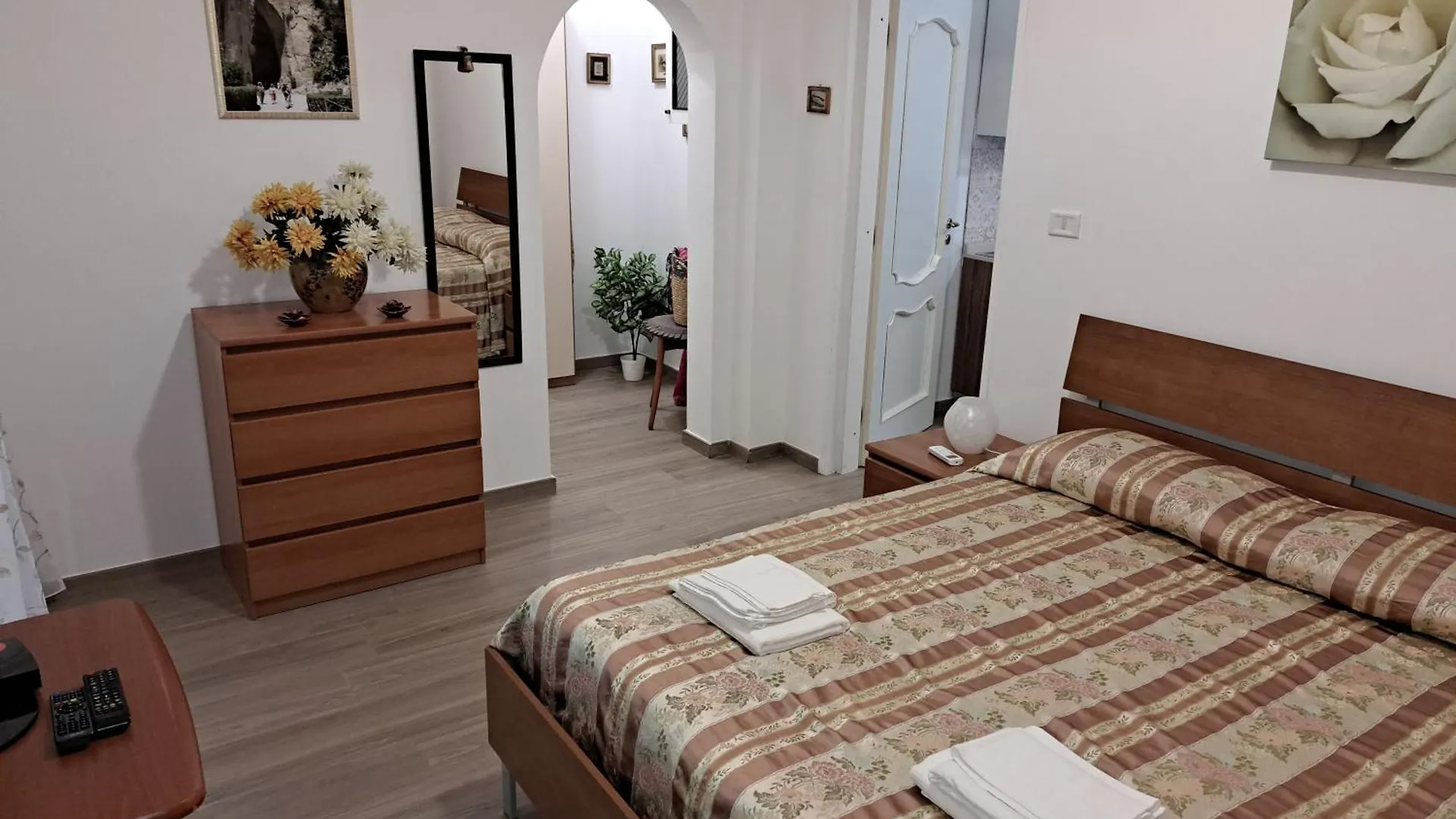 Santa Lucia Apartment Syracuse